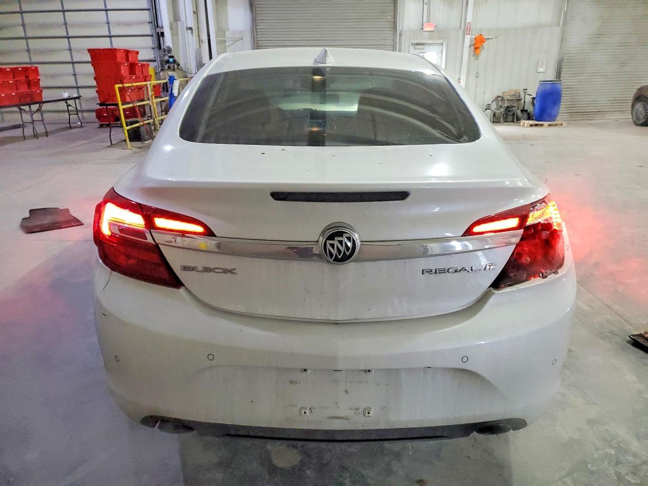 2017 Buick Regal Premium - Image 6