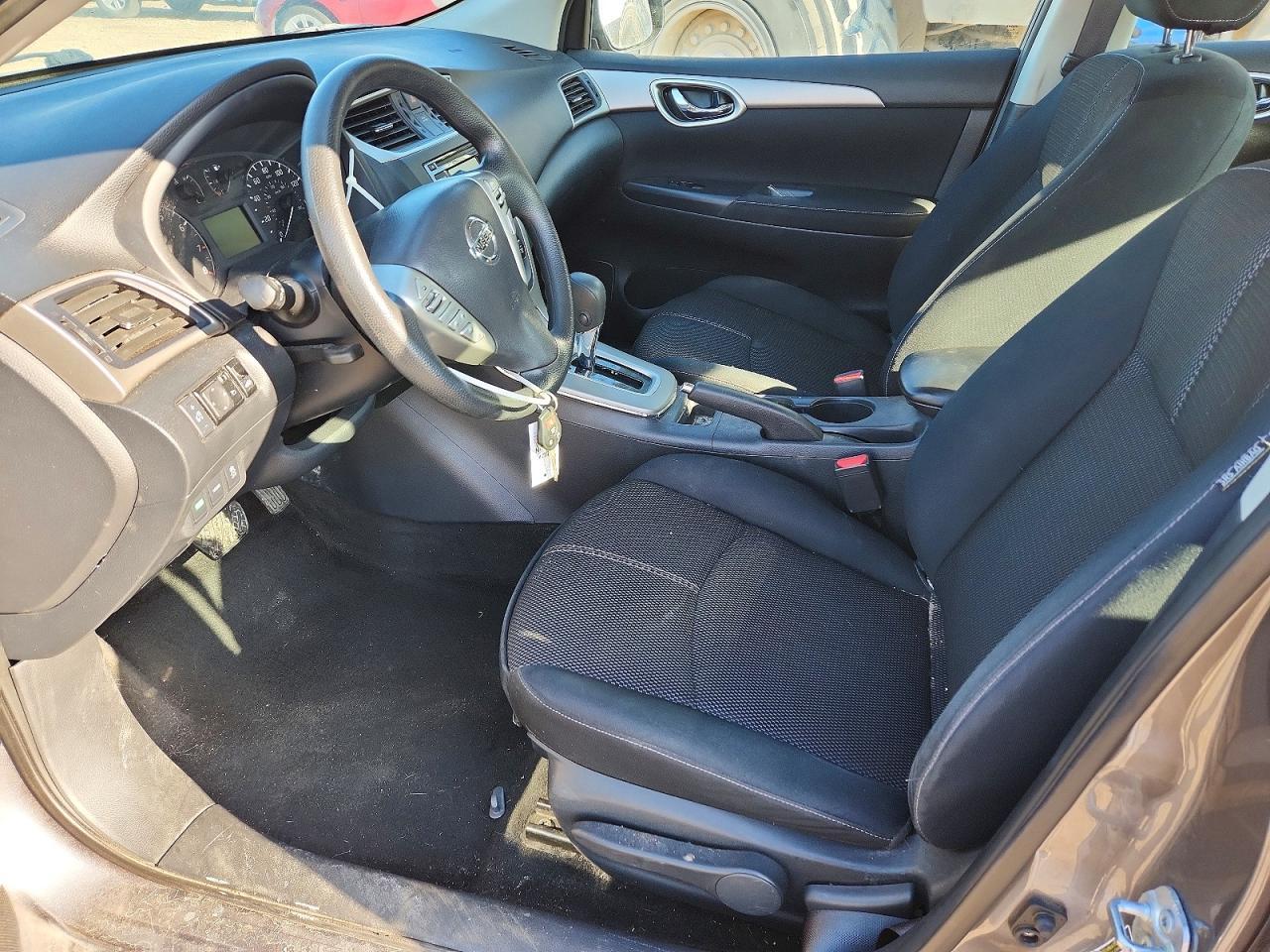 2015 Nissan Sentra S - Фото 7