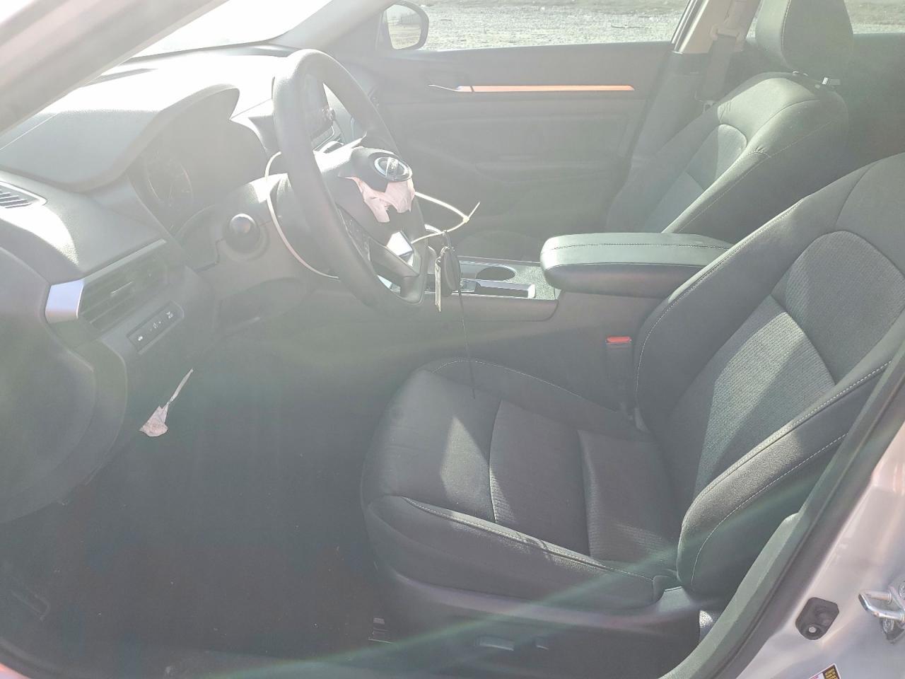 2022 Nissan Altima Sv - Image 7