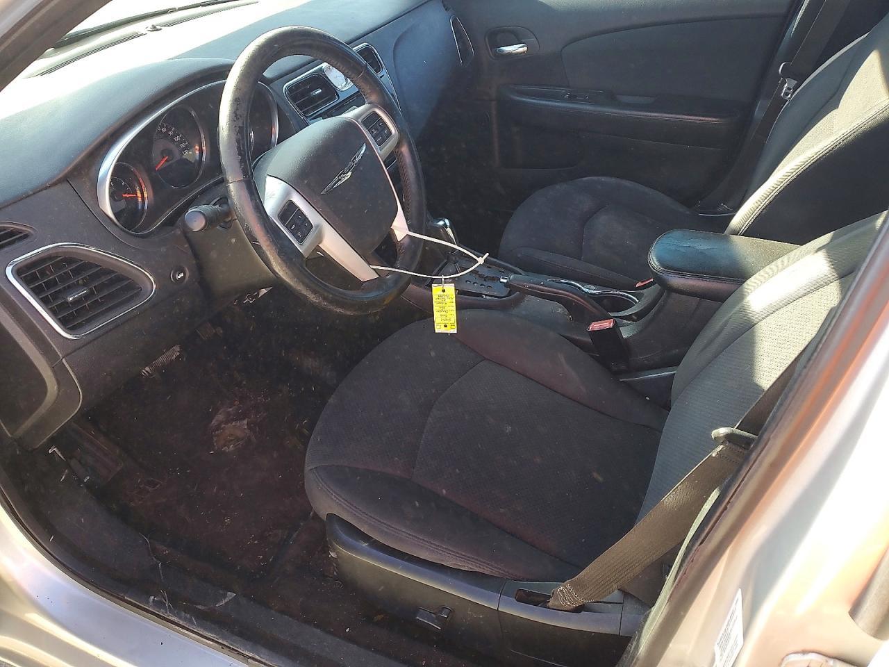 2012 Chrysler 200 Touring - Фото 7