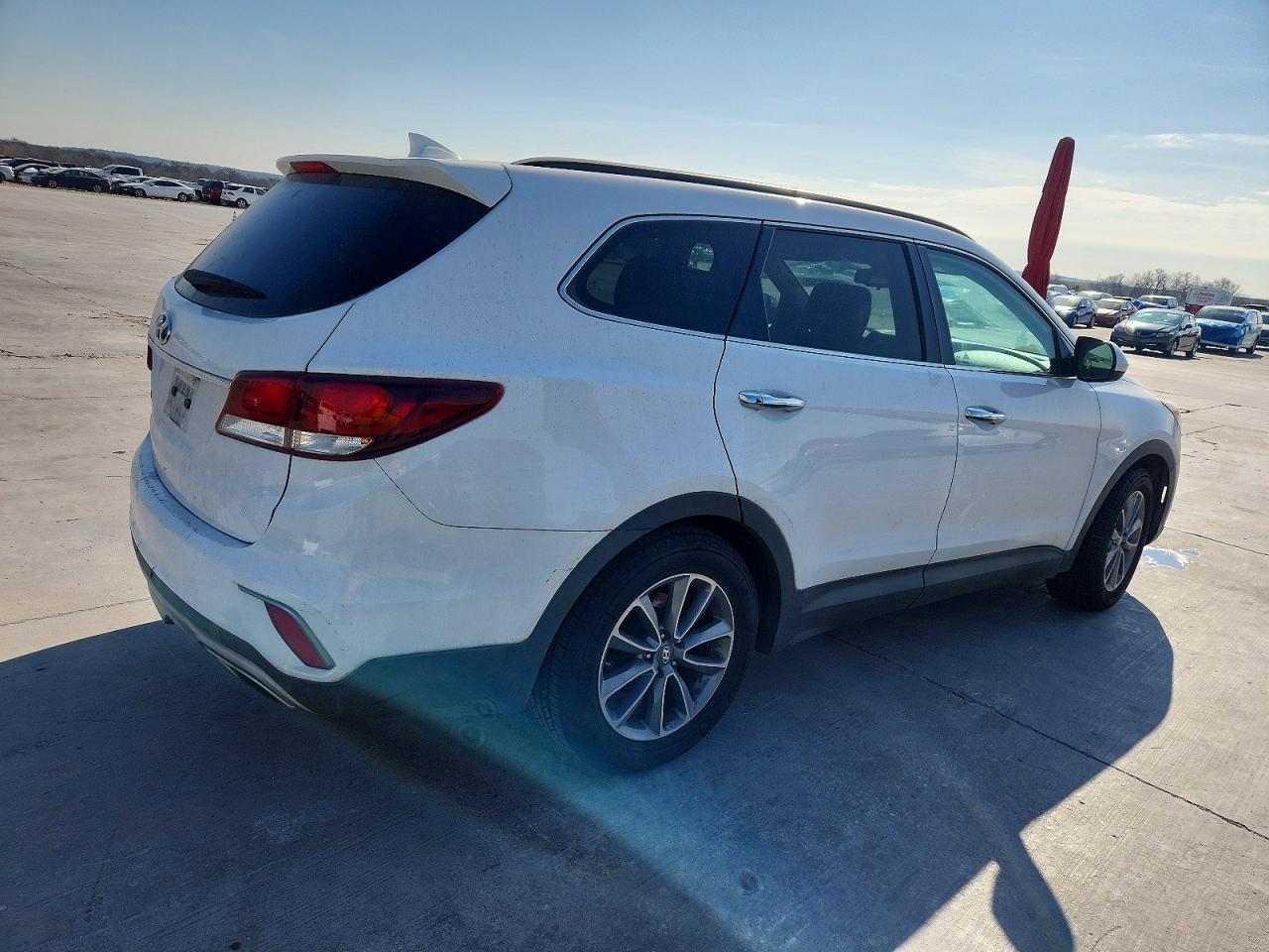2017 Hyundai Santa Fe Se - Фото 3