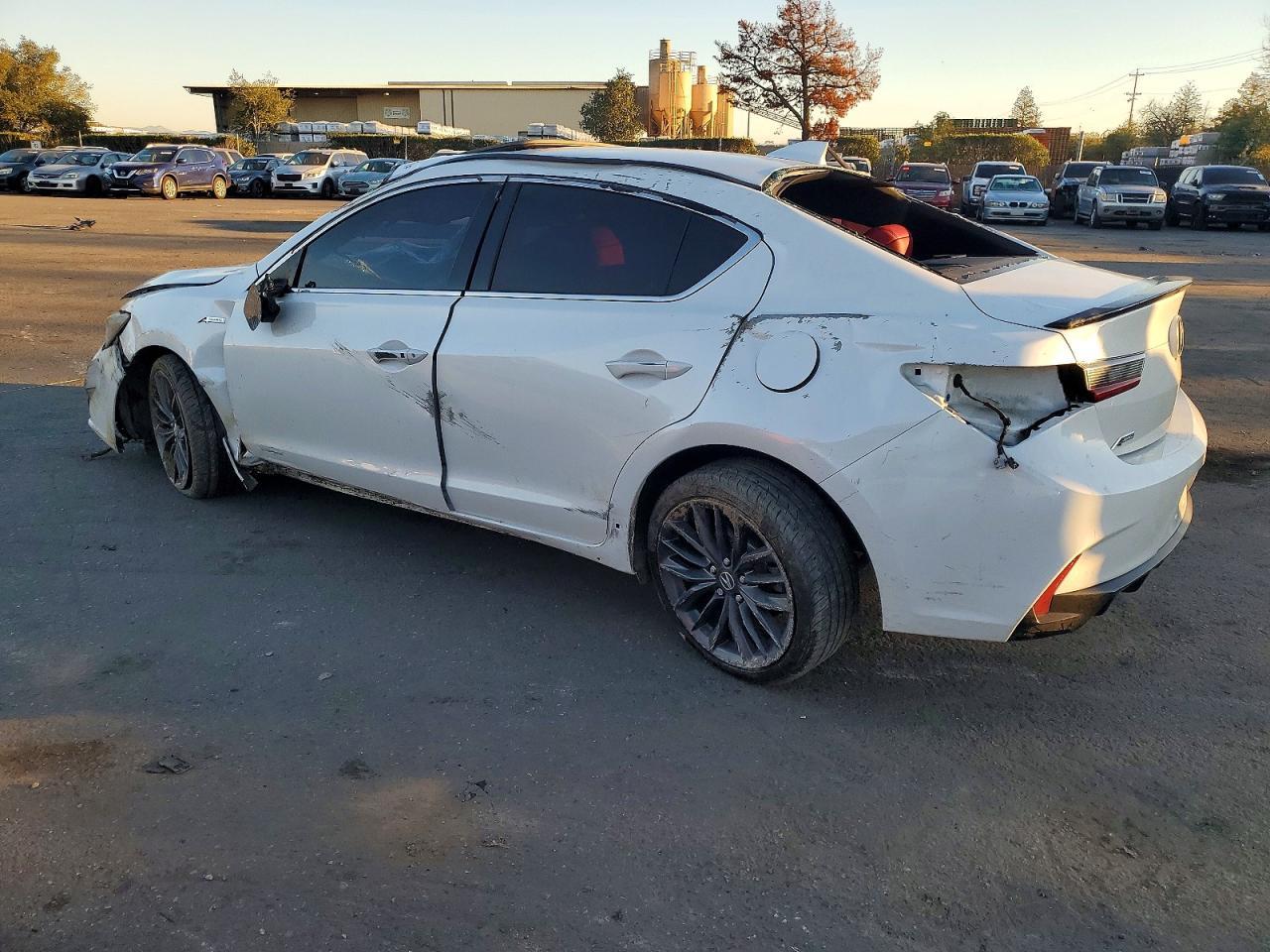 2021 Acura Ilx Premium A-Spec - Фото 2