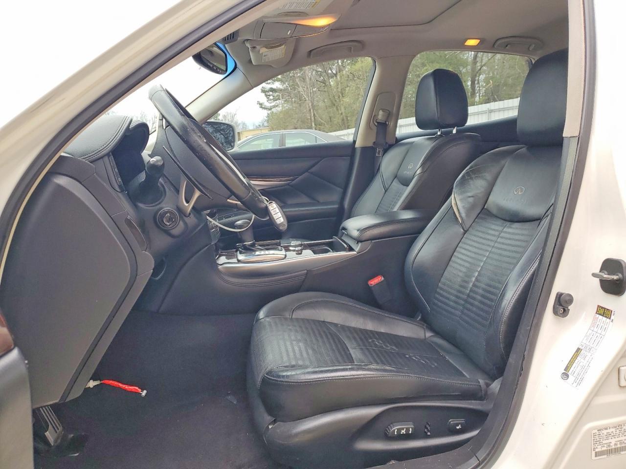 2012 Infiniti M37 - Image 7