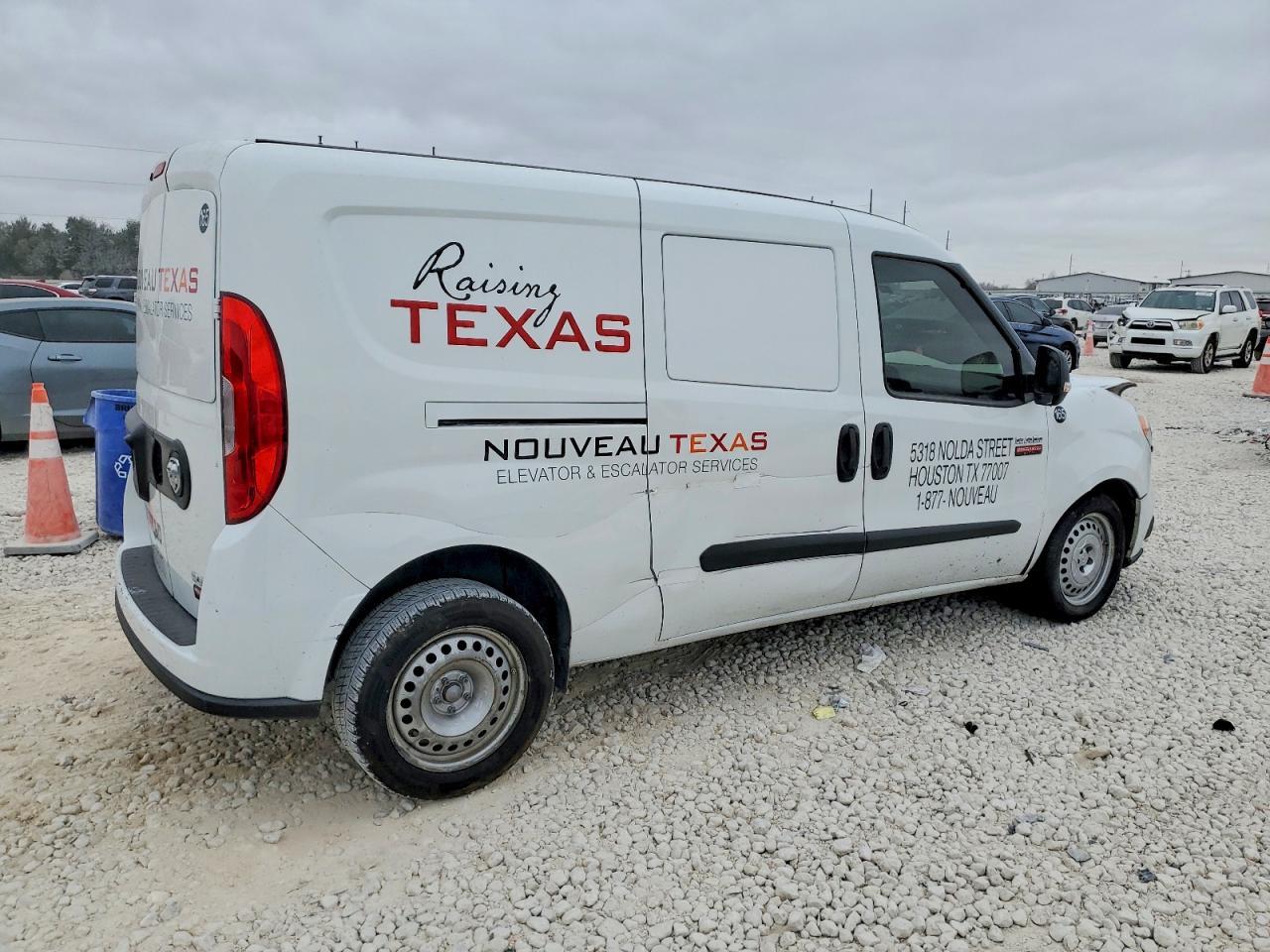 2022 Ram Promaster City Tradesman Delivery Van - Image 3