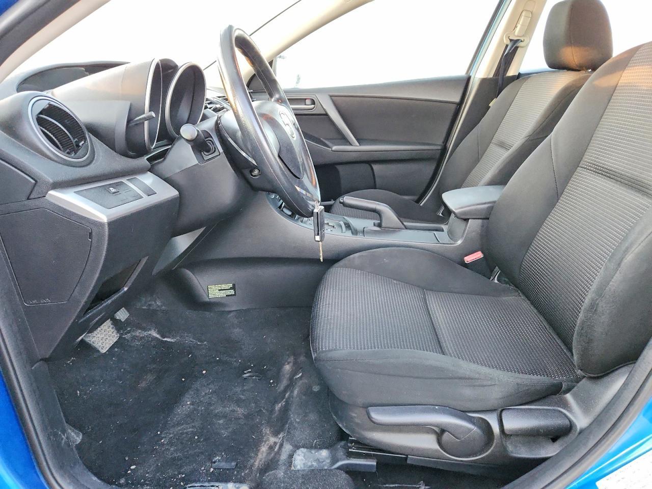 2013 Mazda 3 I - Image 7