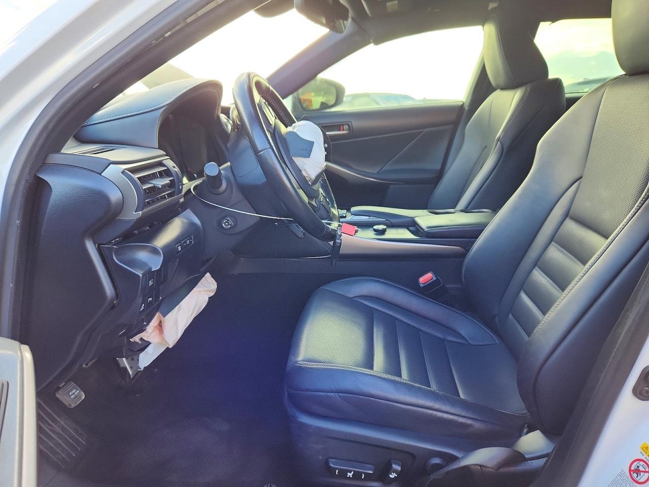 2018 Lexus Is 350 - Image 7