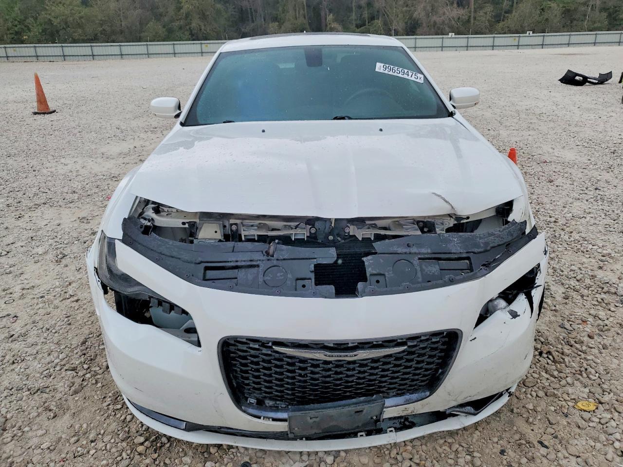 2016 Chrysler 300 S - Image 5