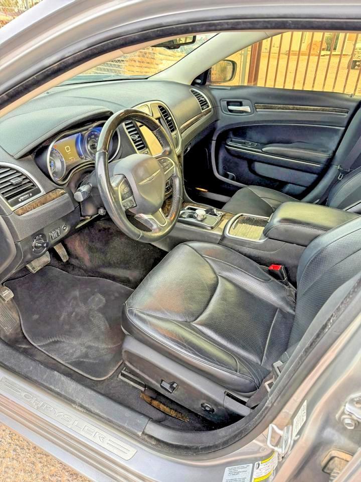 2016 Chrysler 300C - Фото 5