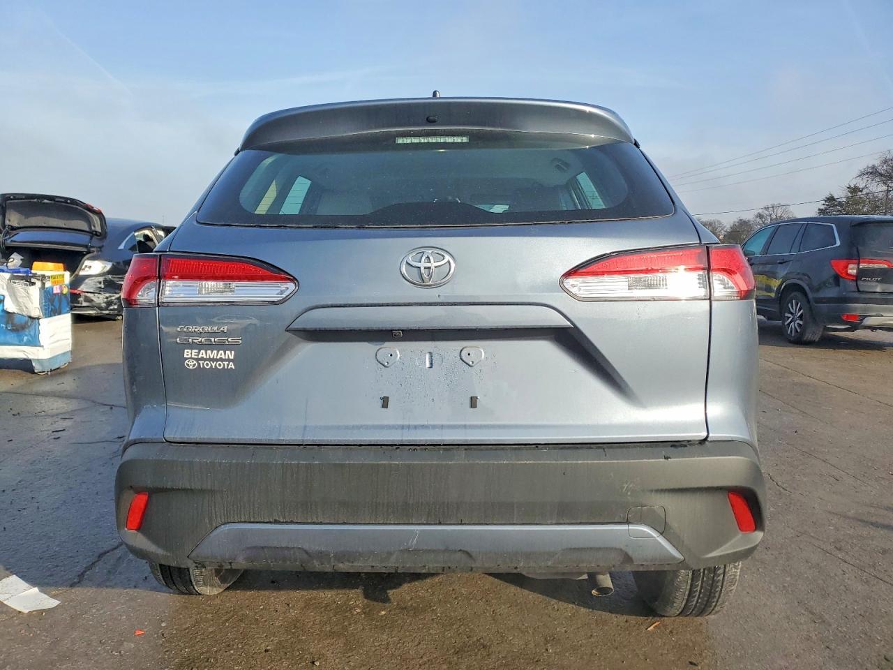 2025 Toyota Corolla Cross L - Фото 6