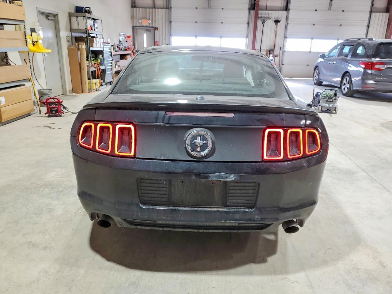 2014 Ford Mustang - Image 6