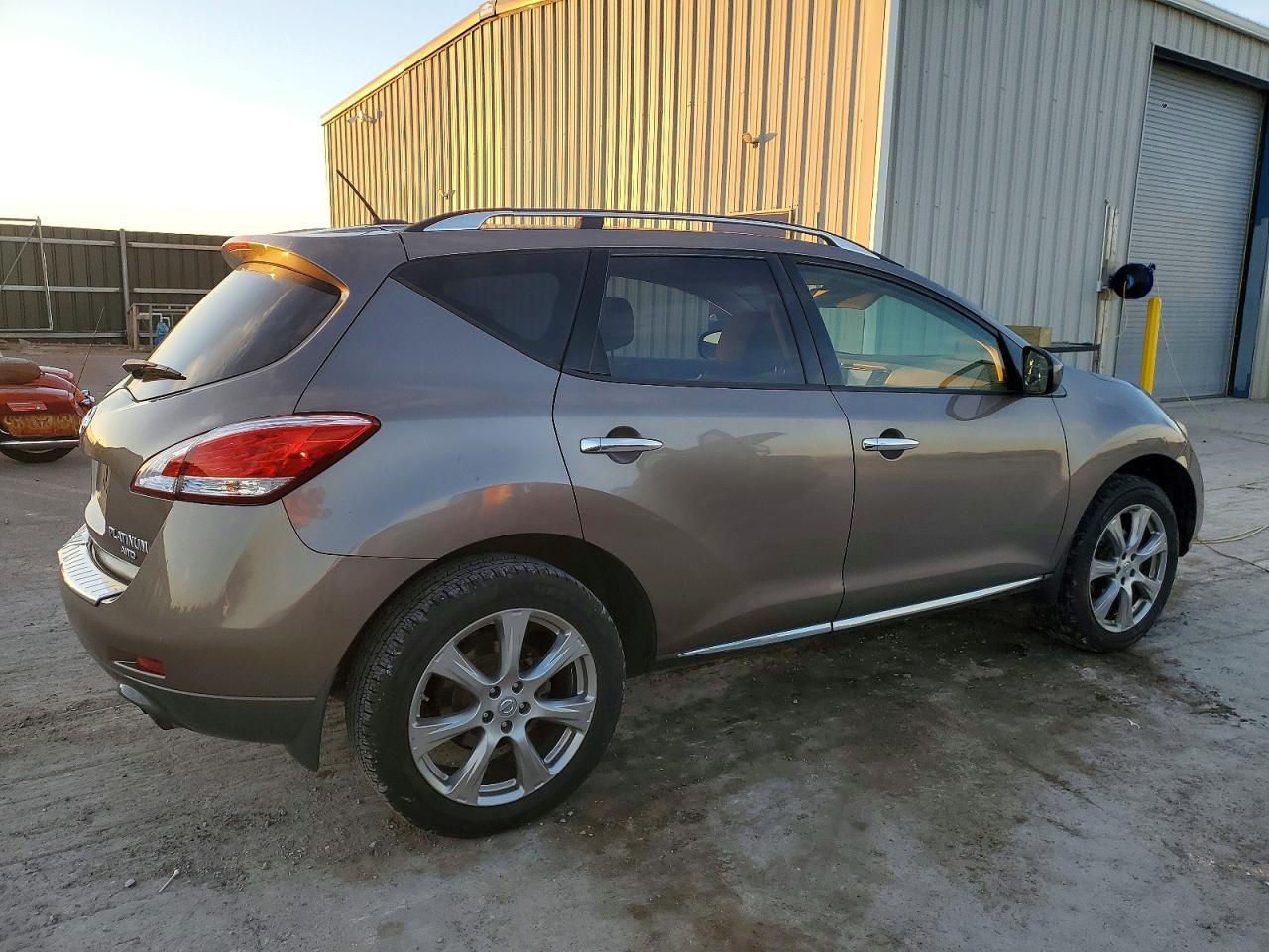 2013 Nissan Murano S - Фото 3