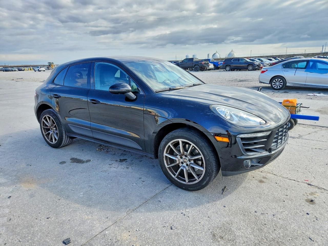 2015 Porsche Macan S - Image 4