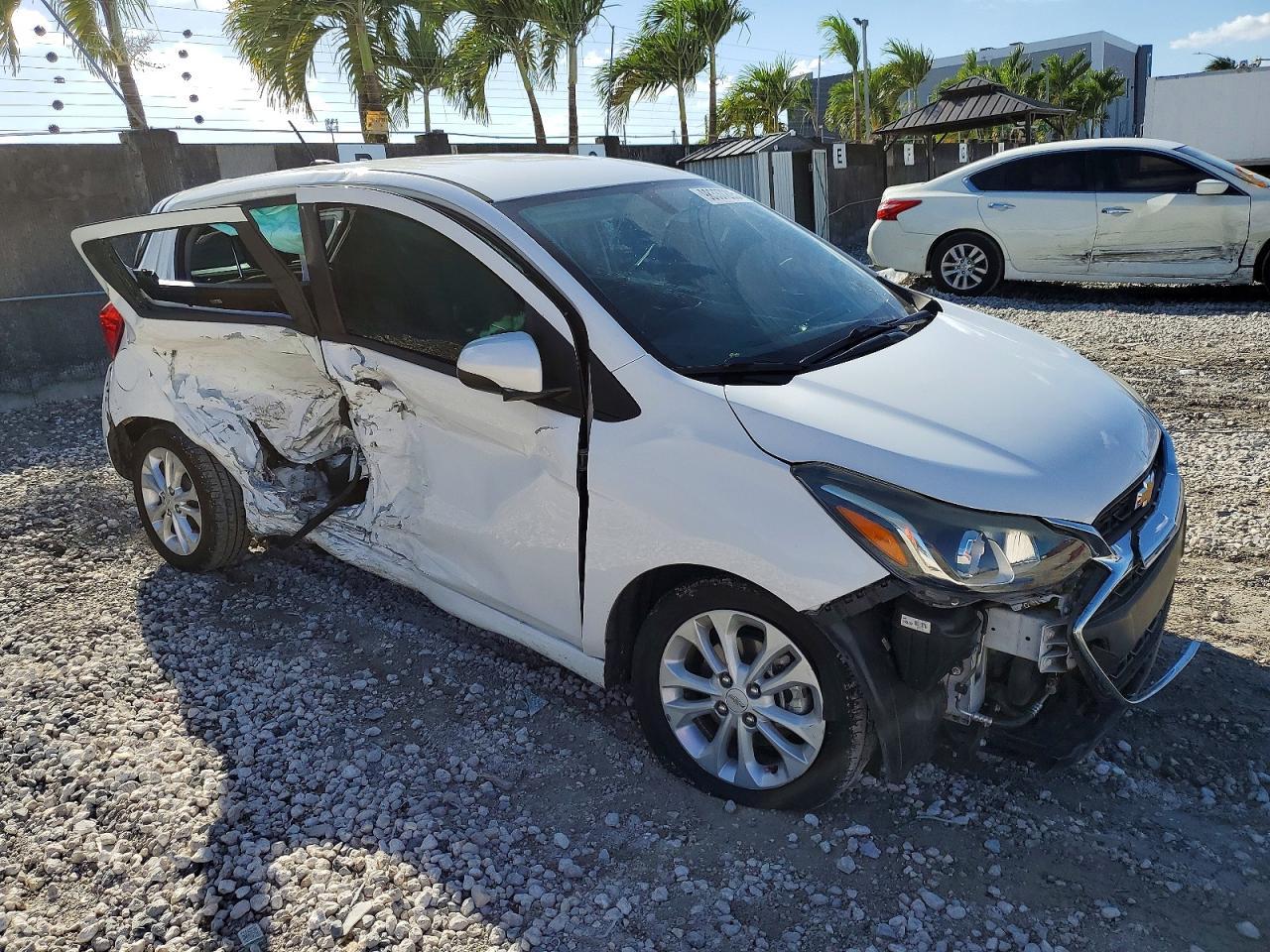 2020 Chevrolet Spark 1Lt - Фото 4