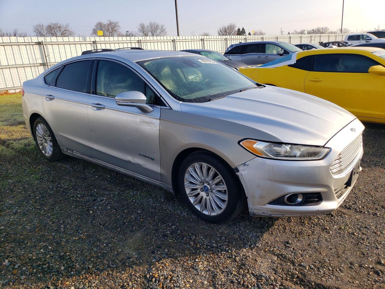 2013 Ford Fusion Se Hybrid - Фото 4
