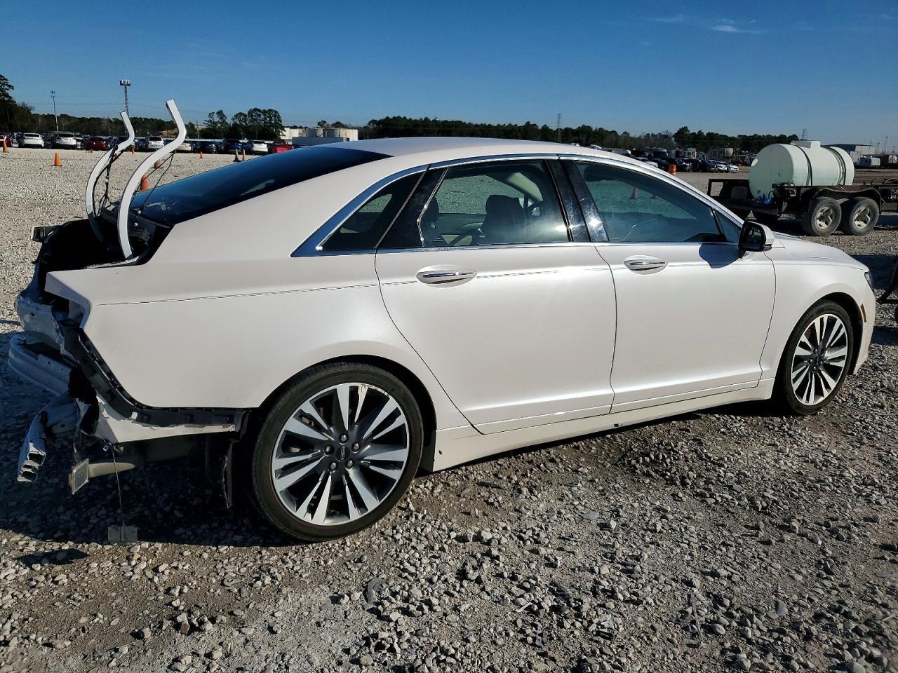 2019 Lincoln Mkz Reserve Ii - Image 3