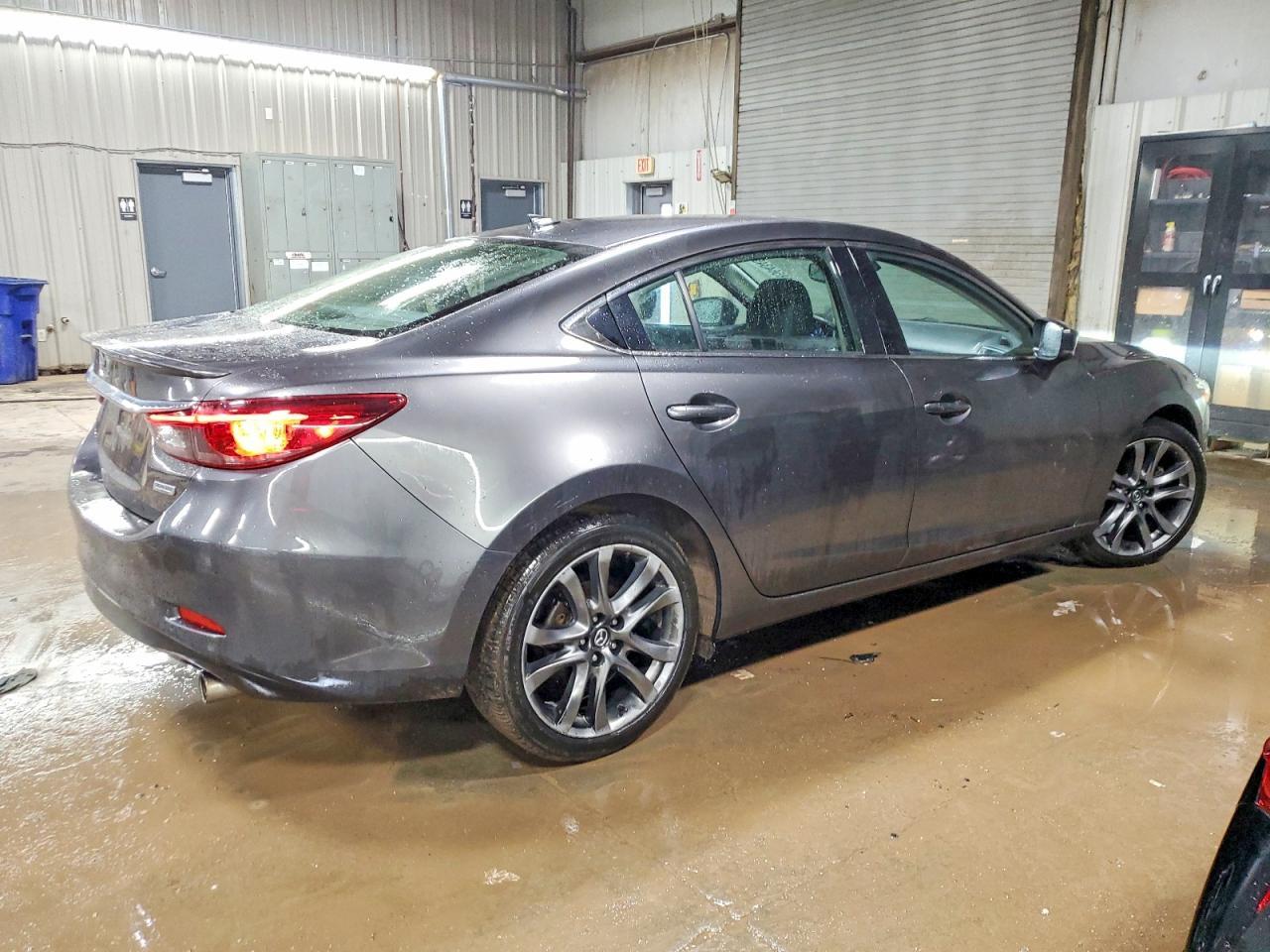 2017 Mazda 6 Grand Touring - Фото 3