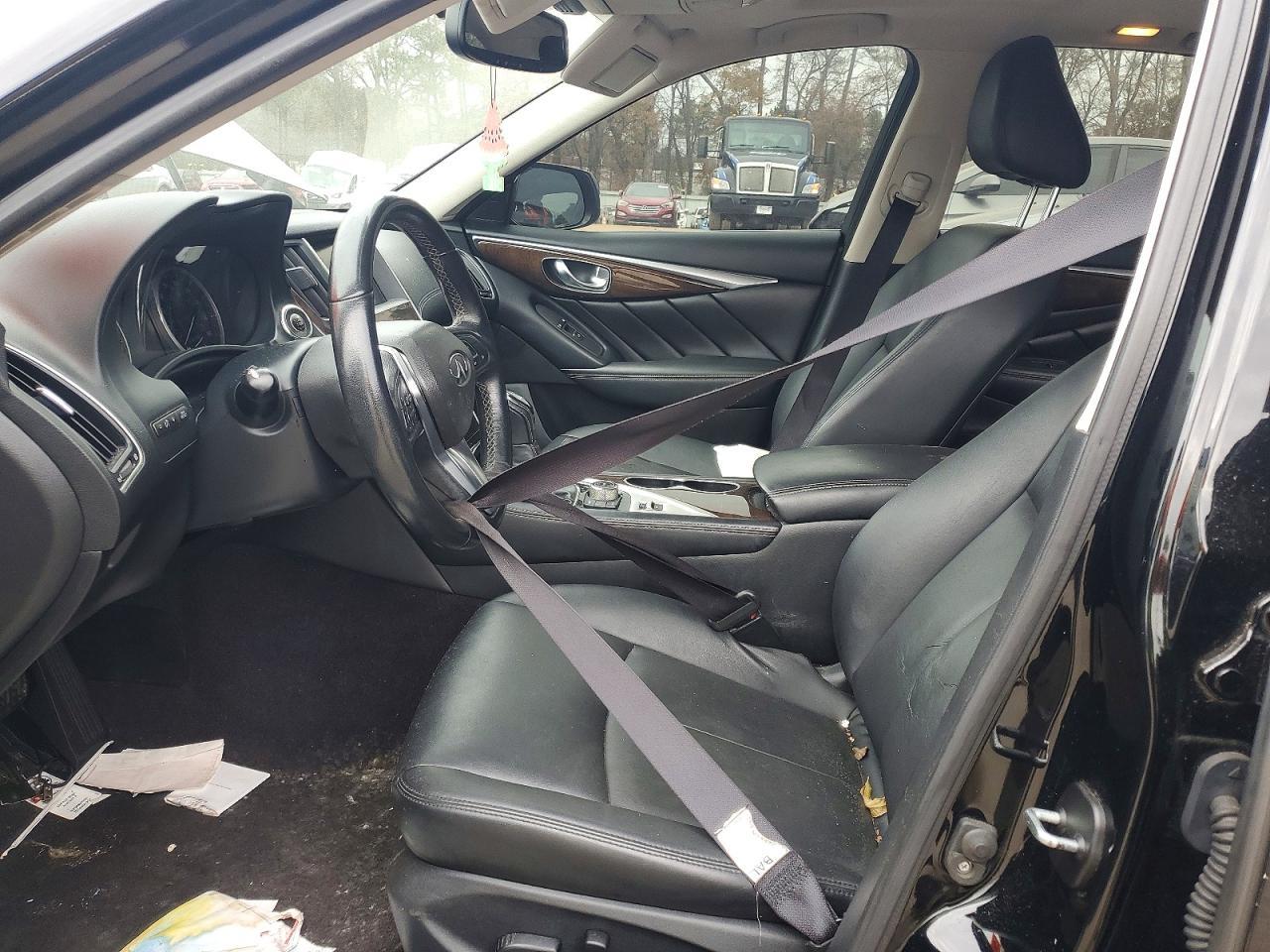 2018 Infinity Q50 Luxe - Image 7