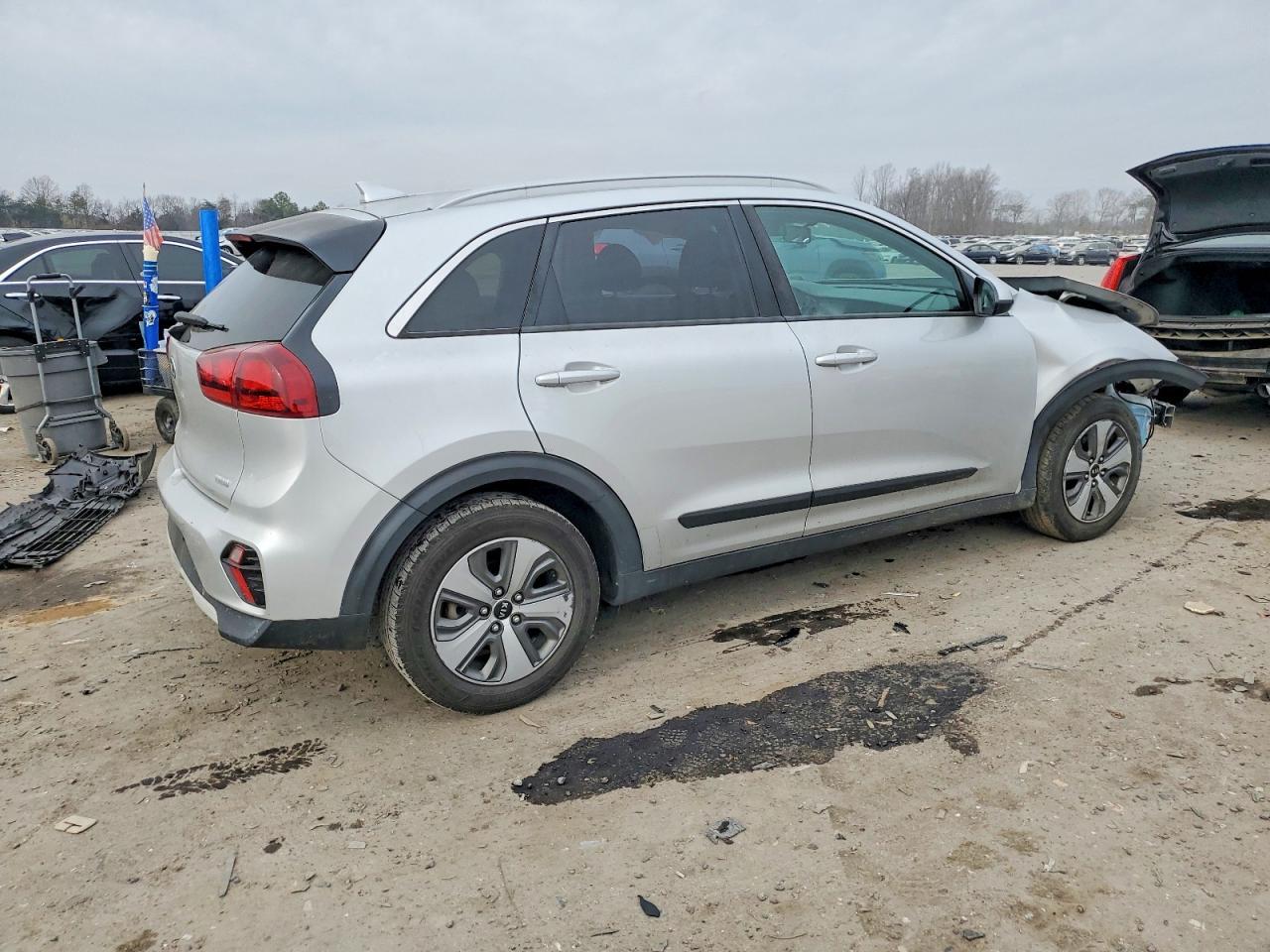2020 Kia Niro Lx - Фото 3