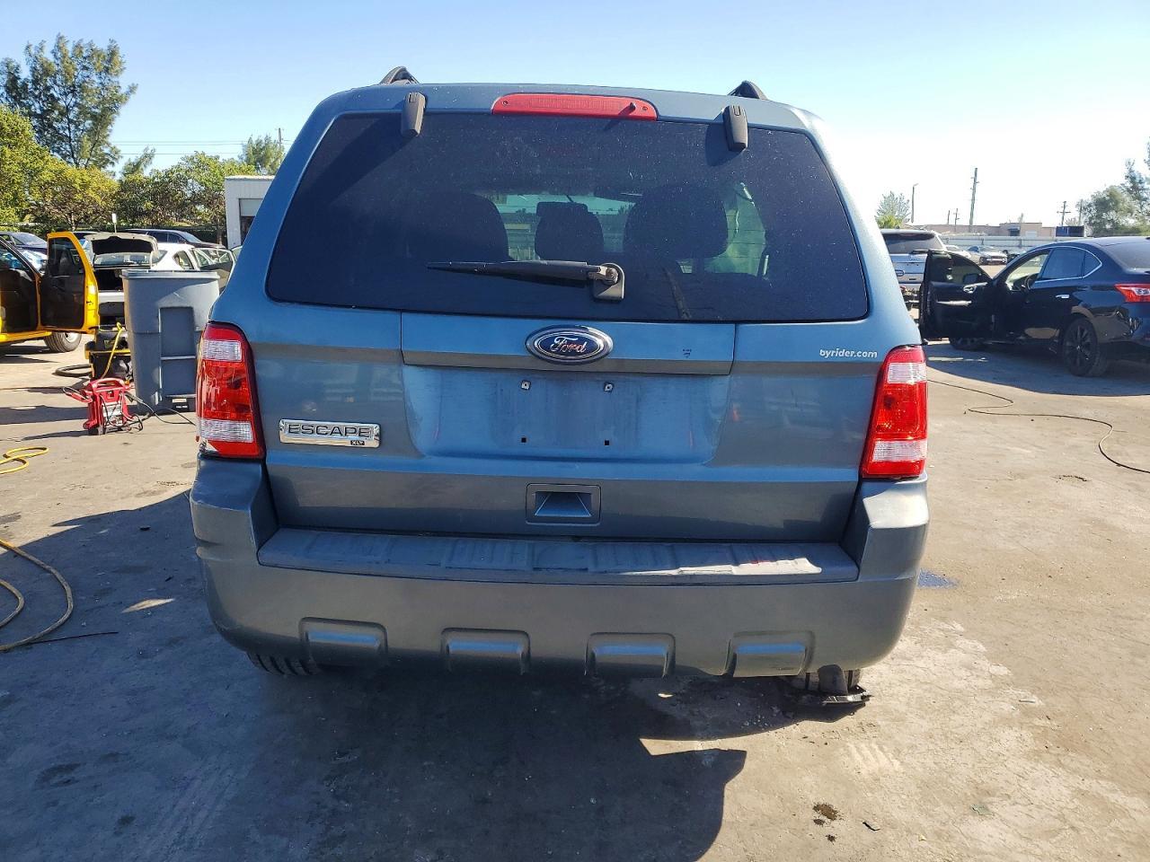 2010 Ford Escape Xlt - Фото 6