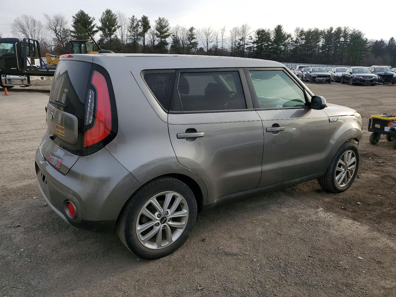 2019 Kia Soul + - Фото 3