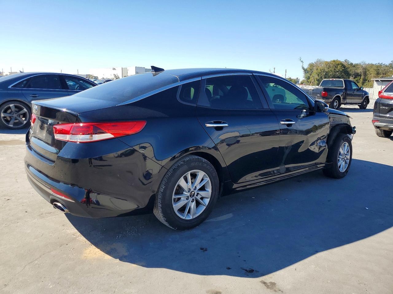 2016 Kia Optima Lx - Фото 3