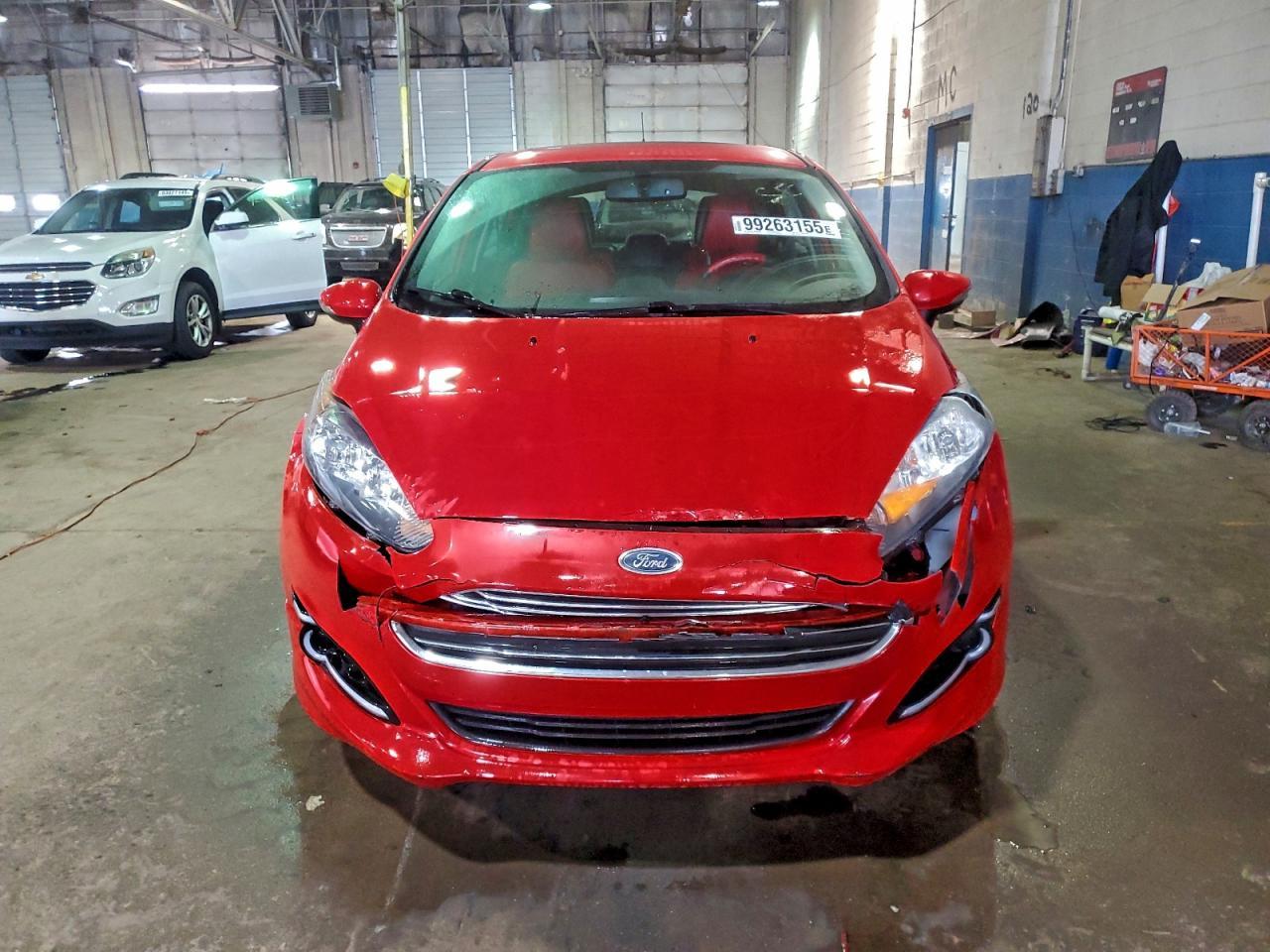 2013 Ford Fiesta Titanium - Фото 5