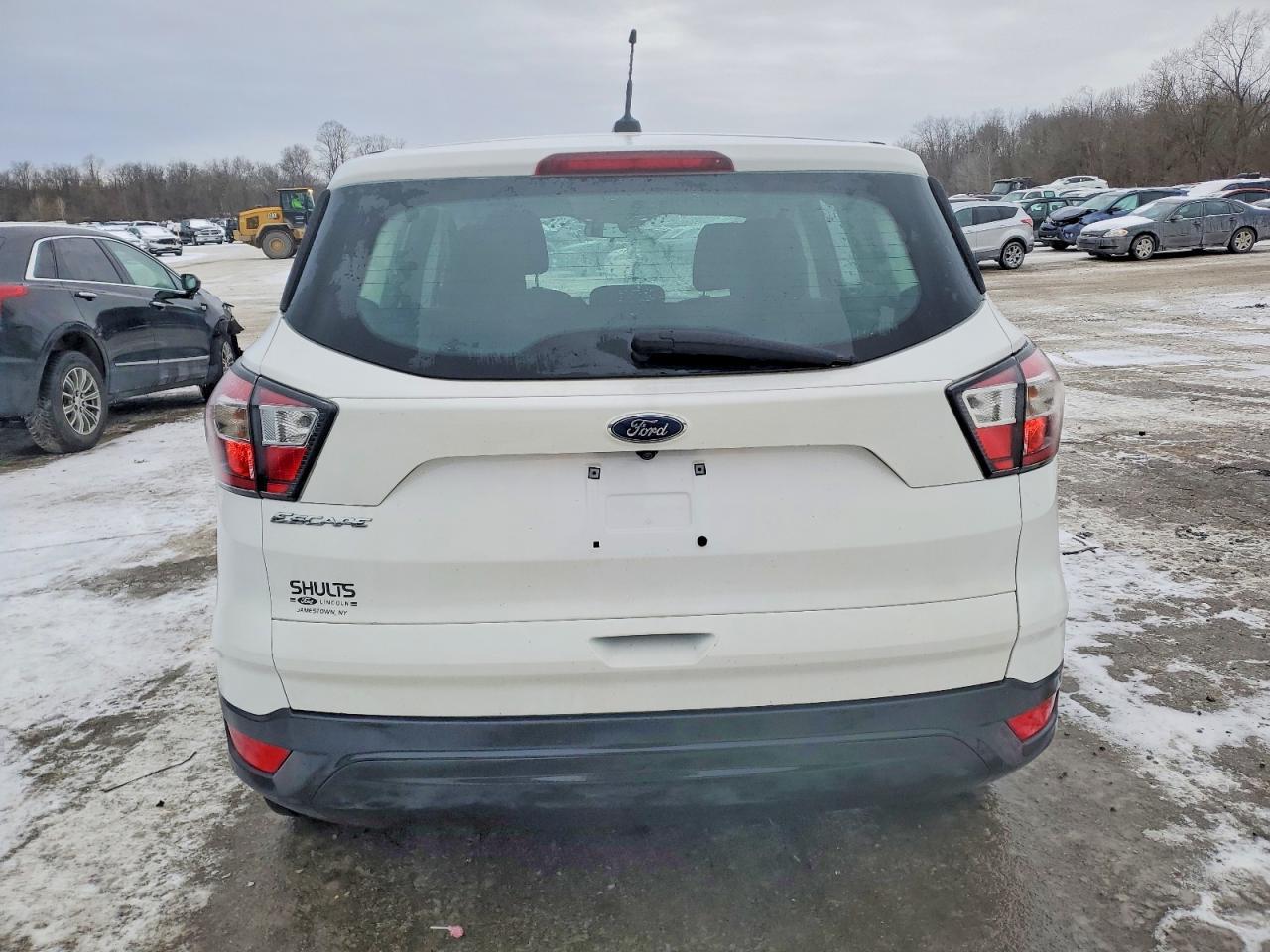 2017 Ford Escape S - Фото 6