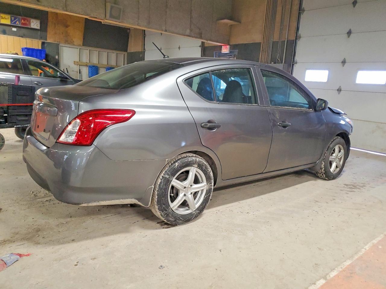 2017 Nissan Versa S - Image 3