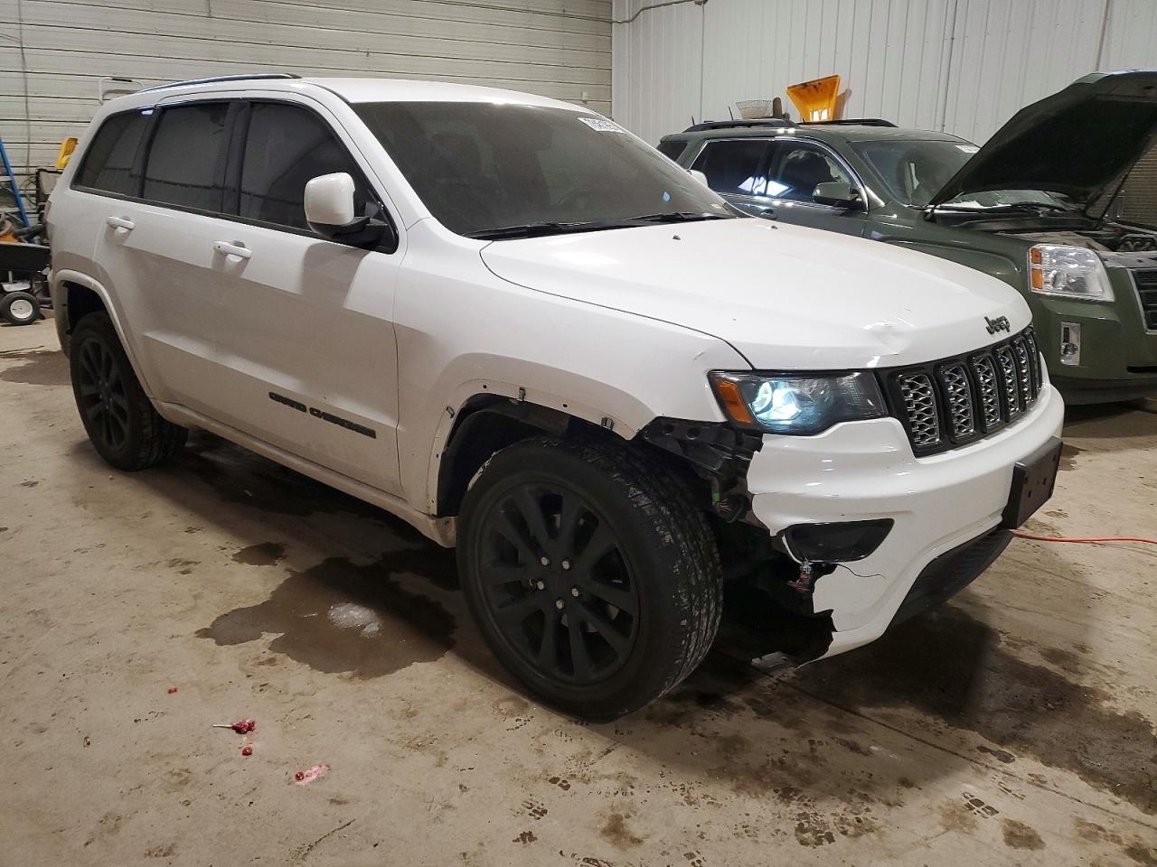 2018 Jeep Grand Cherokee Laredo - Фото 4