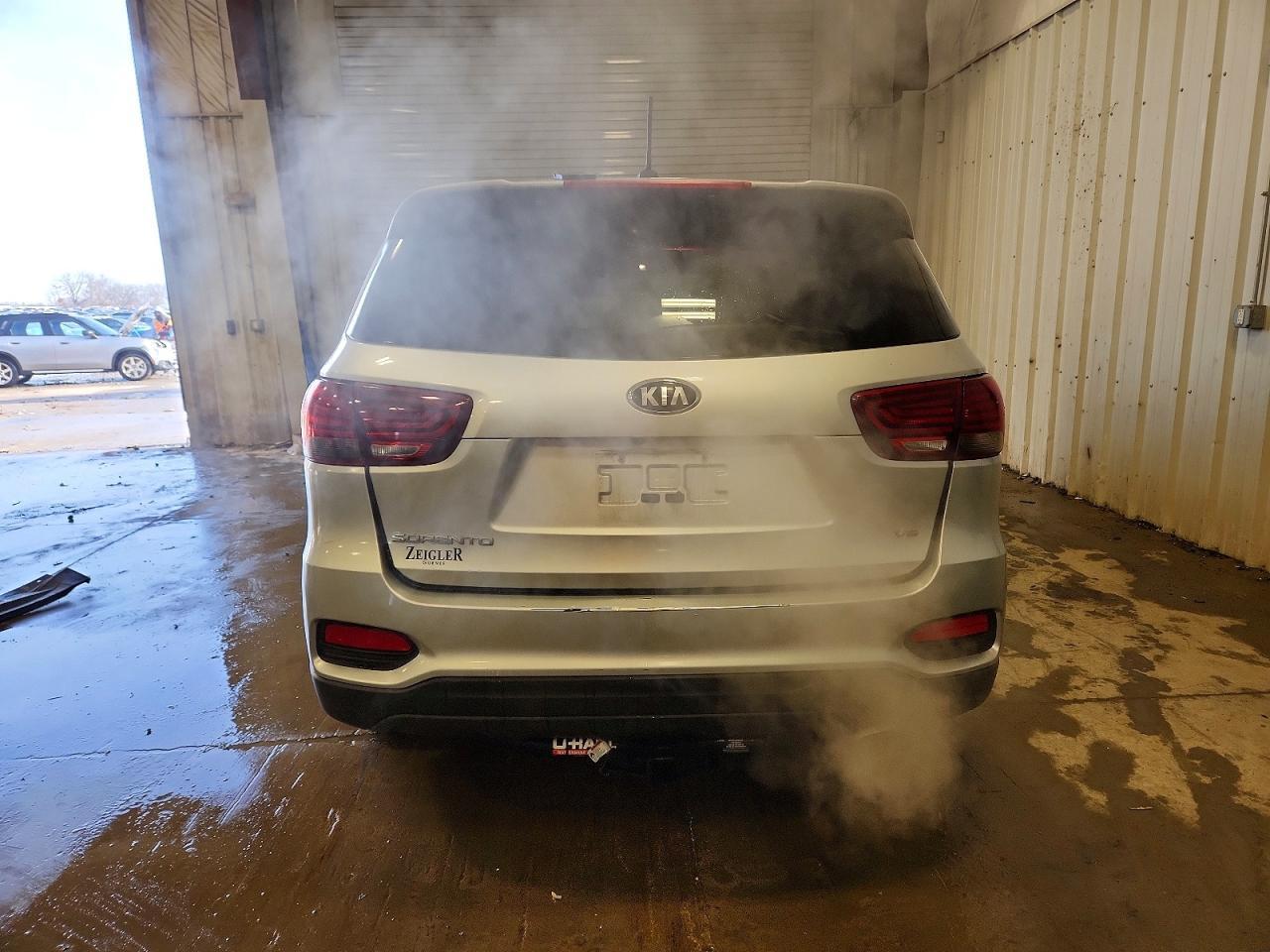 2020 Kia Sorento S - Image 6