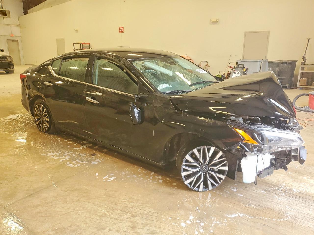 2025 Nissan Altima 2.5 Sv - Image 4