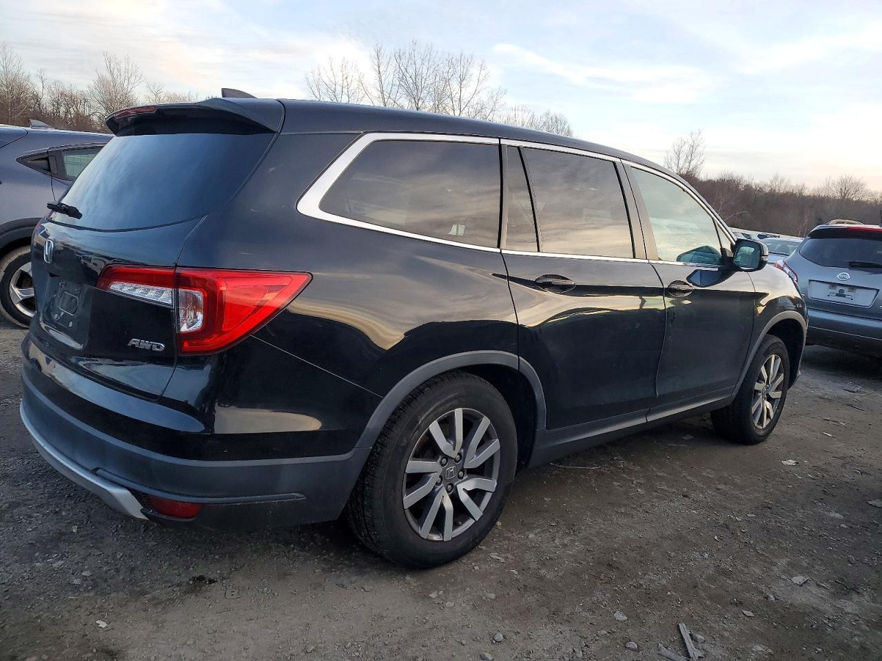 2019 Honda Pilot Exl - Image 3