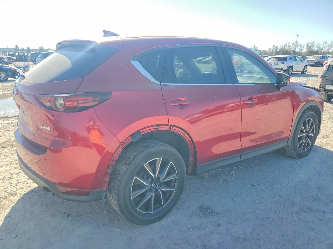 2017 Mazda Cx-5 Grand Touring - Image 3