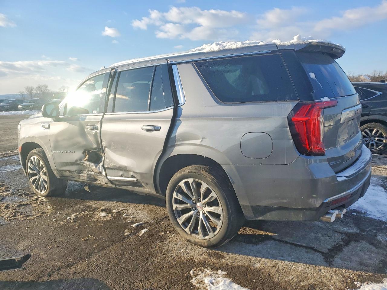2021 GMC Yukon Denali - Фото 2