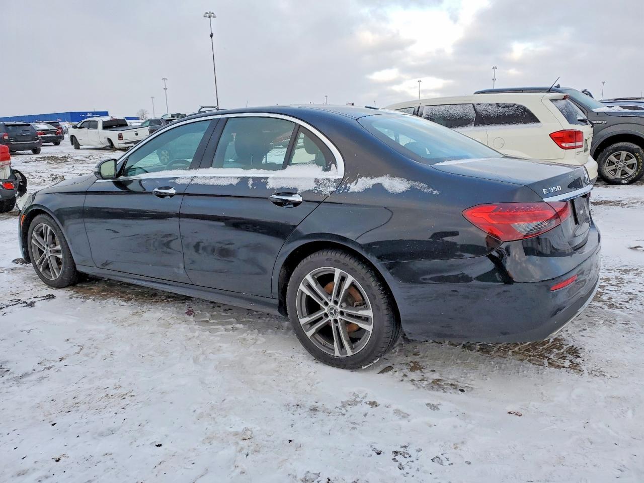 2021 Mercedes-Benz E 350 4Matic - Фото 2
