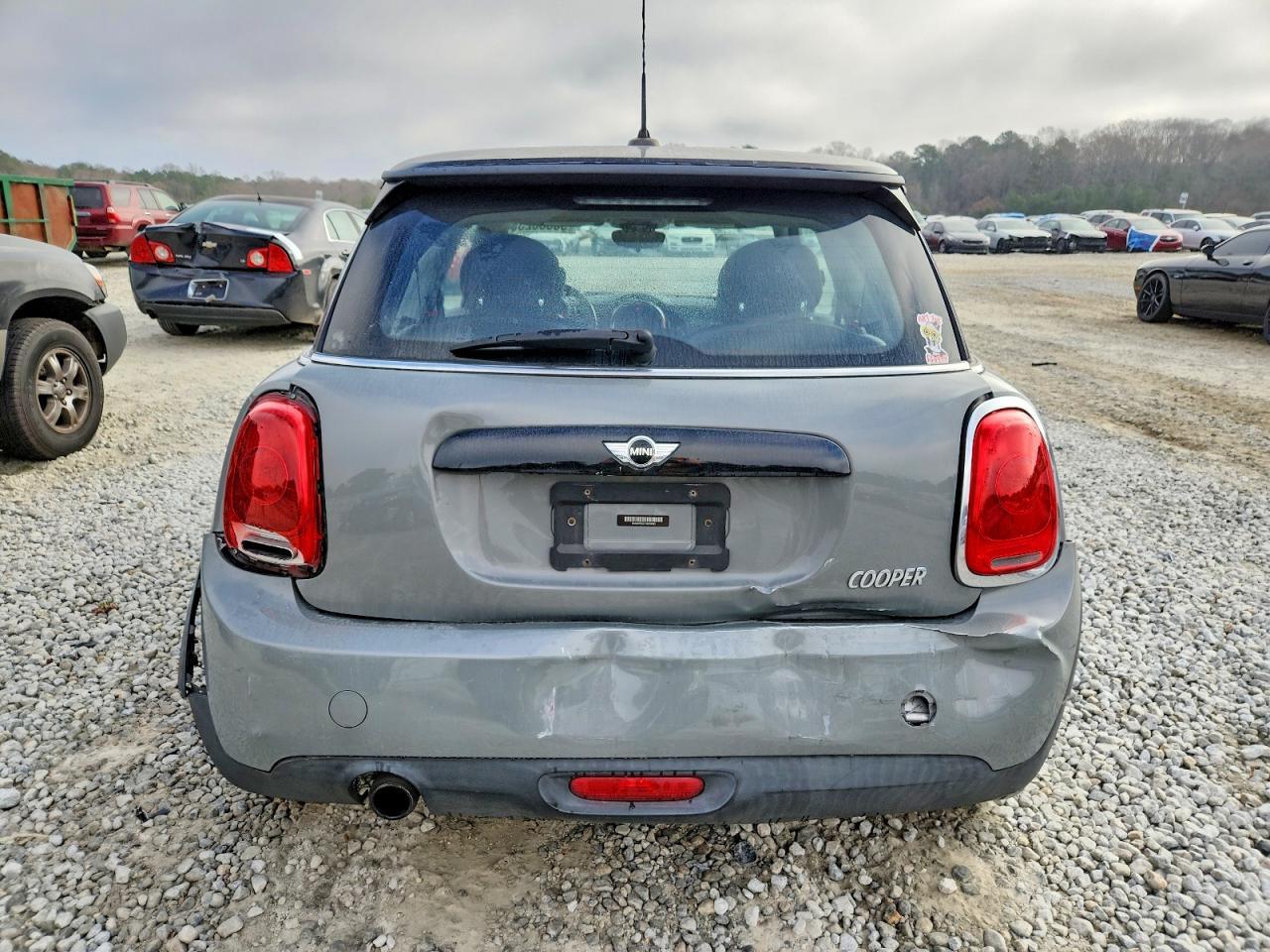 2017 Mini Cooper - Image 6