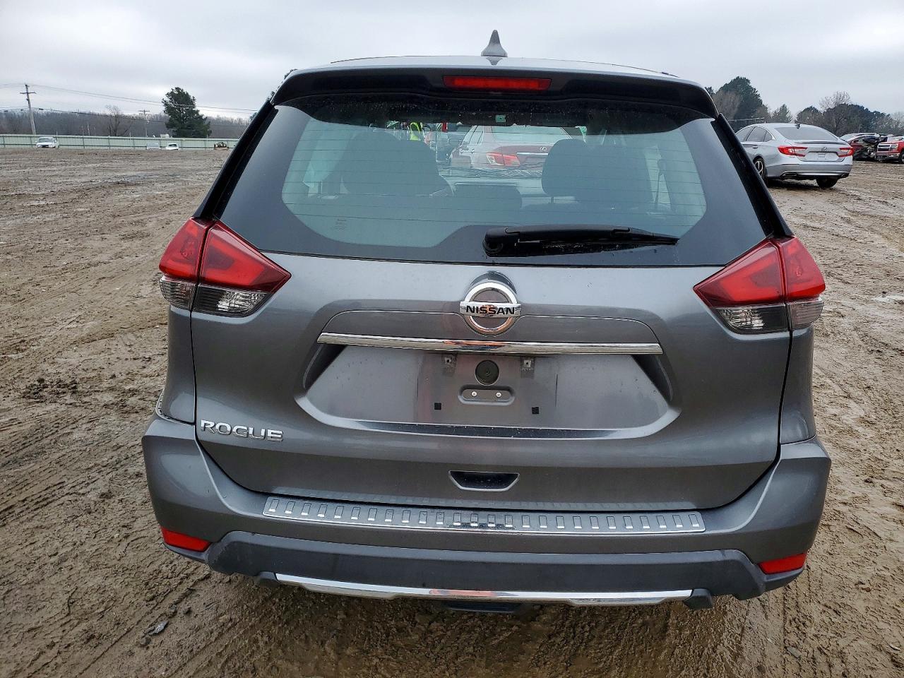 2018 Nissan Rogue S - Image 6