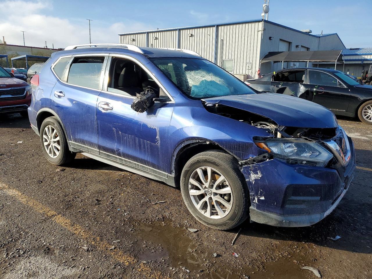 2019 Nissan Rogue S - Фото 4