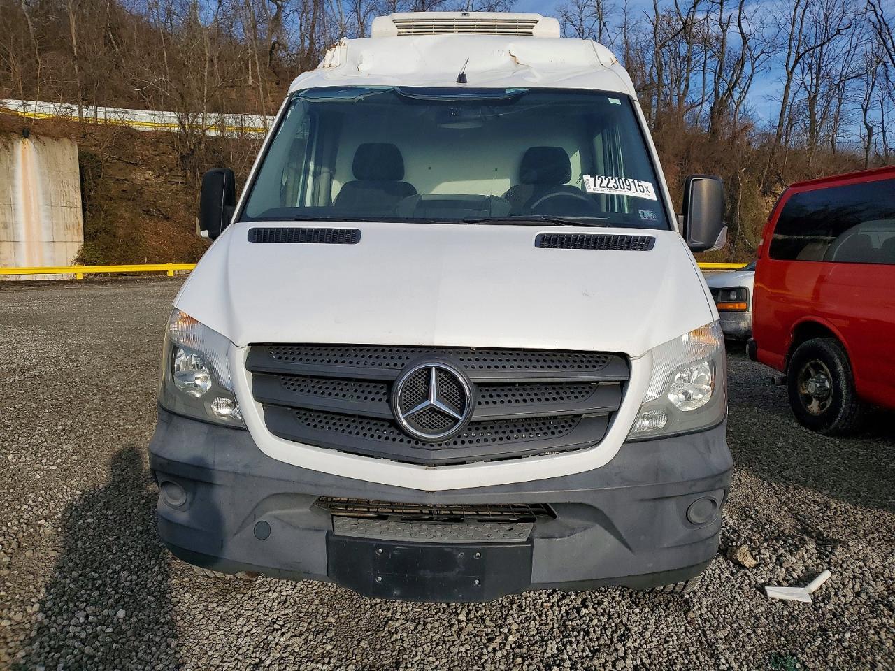 2016 Mercedes Benz Sprinter 2500 Refrigerated Delivery Van - Фото 5