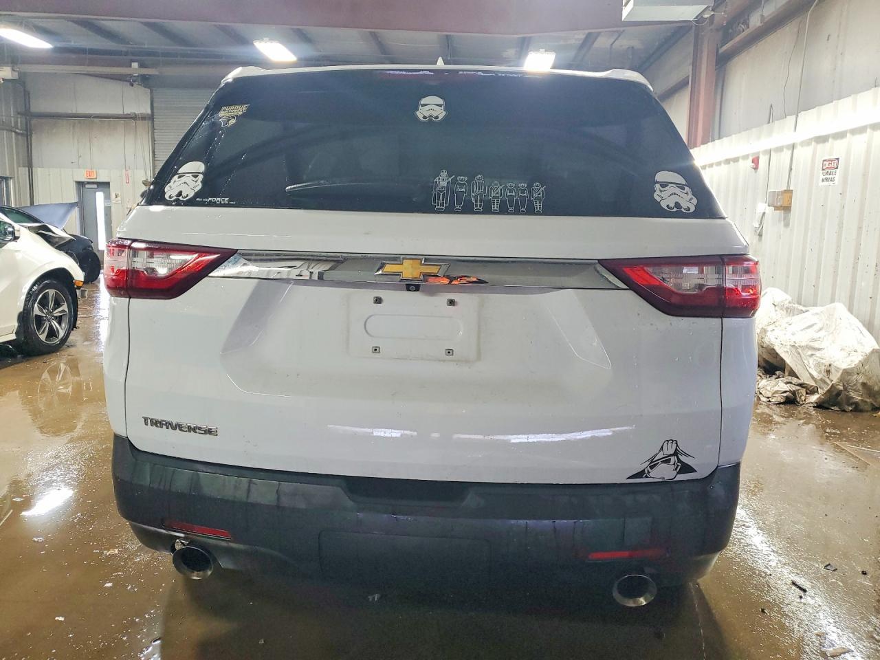 2021 Chevrolet Traverse Ls - Фото 6