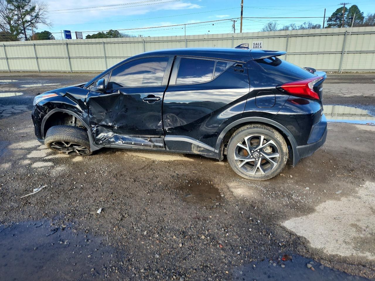 2022 Toyota C-Hr Xle - Фото 2
