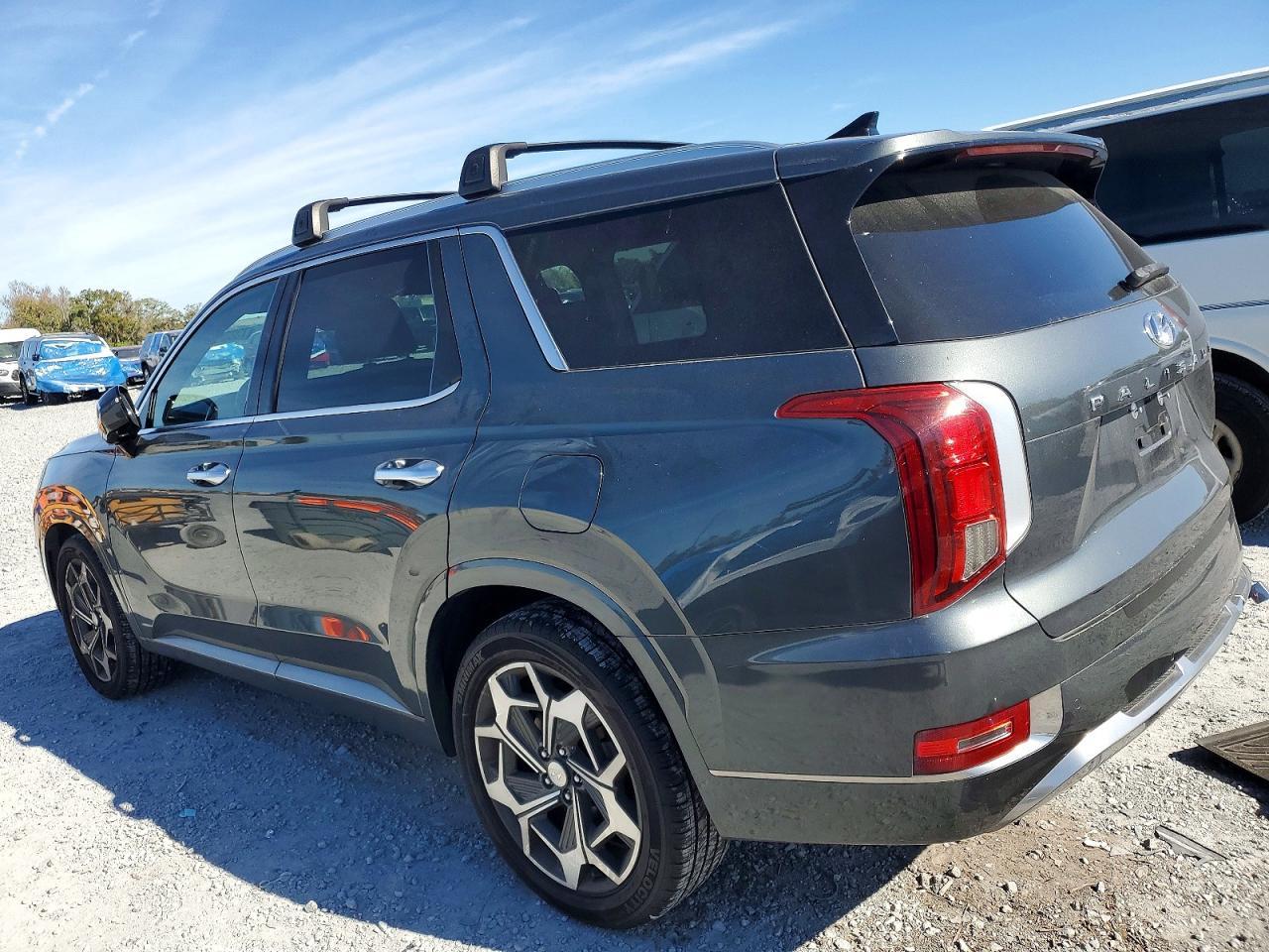 2022 Hyundai Palisade Calligraphy - Image 2