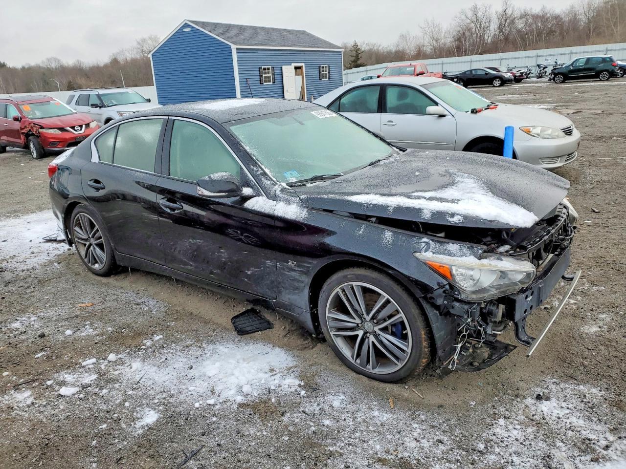 2014 Infiniti Q50 Premium - Image 4