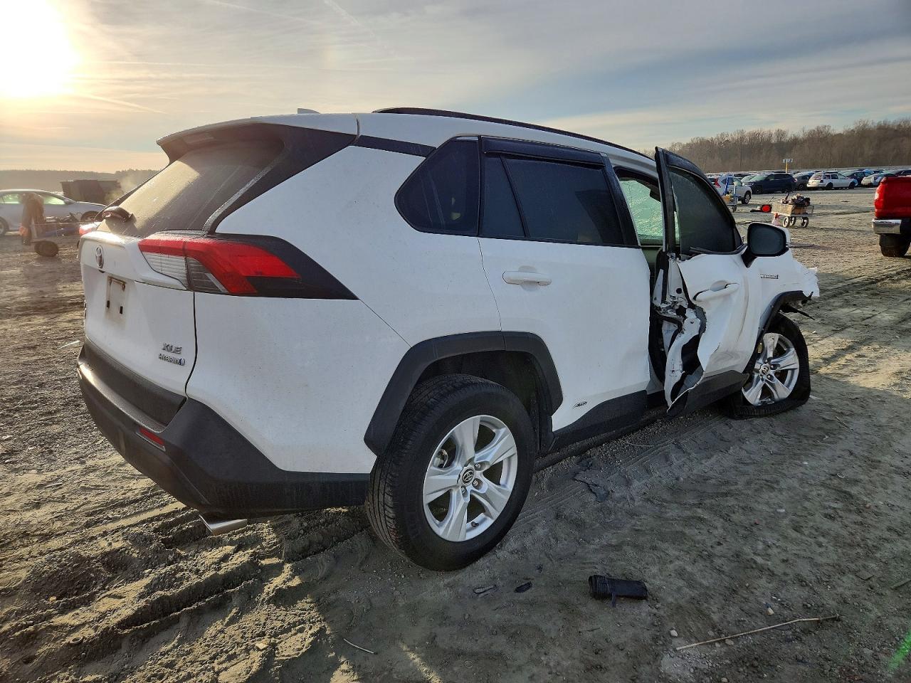 2019 Toyota Rav4 - Фото 3
