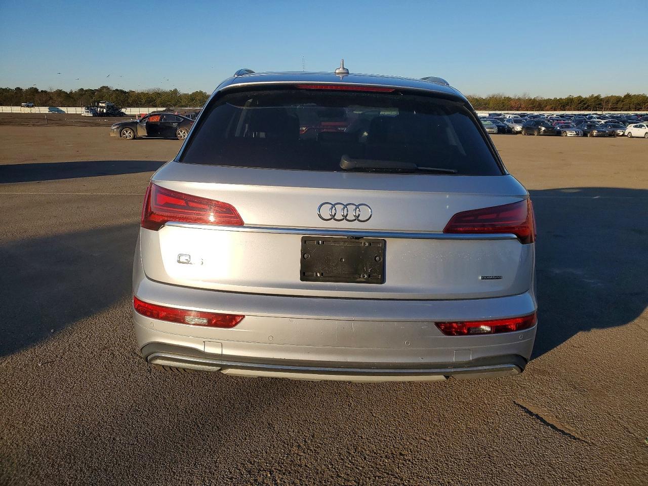 2021 Audi Q5 Premium Plus - Image 6