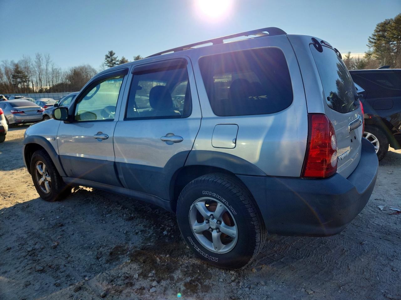 2005 Mazda Tribute I - Фото 2