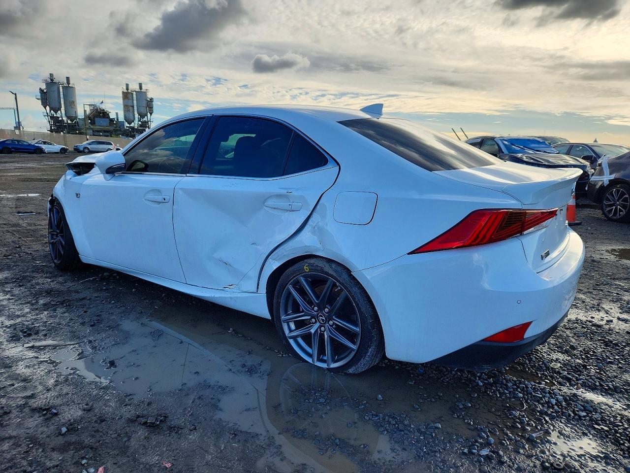 2018 Lexus Is 350 - Image 2