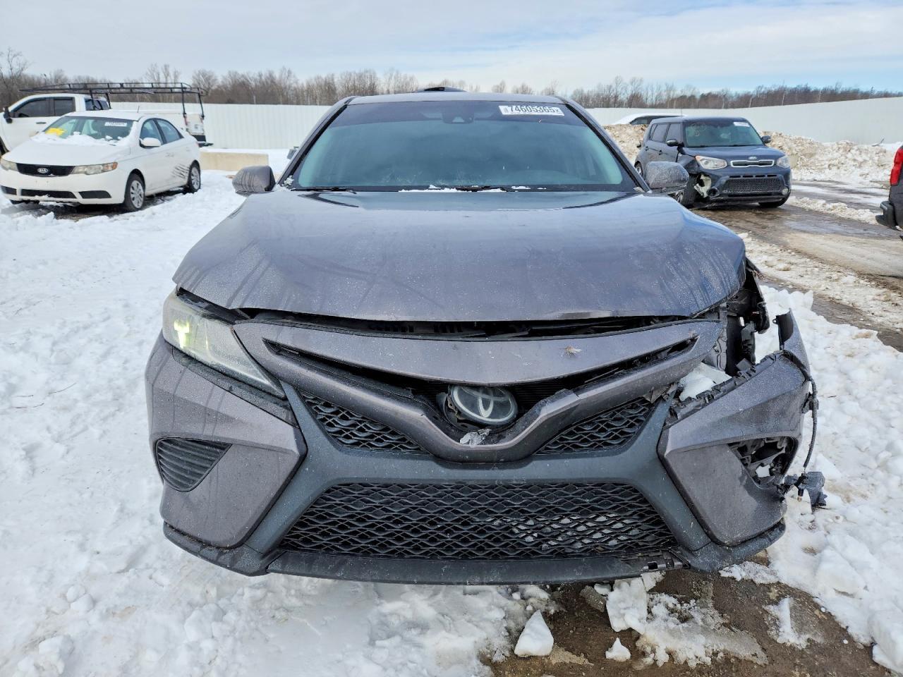 2020 Toyota Camry Se - Image 5