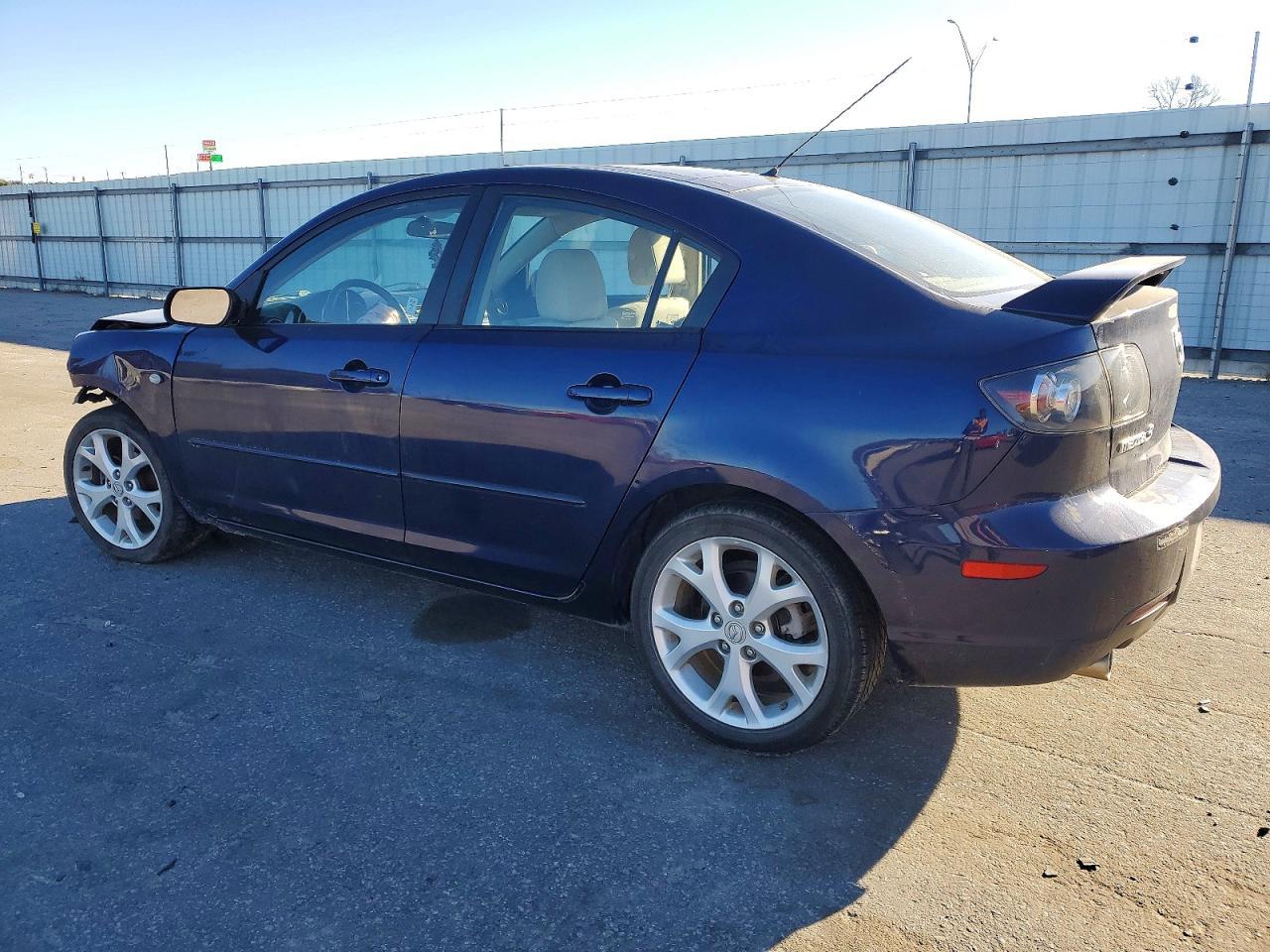 2009 Mazda 3 I - Image 2