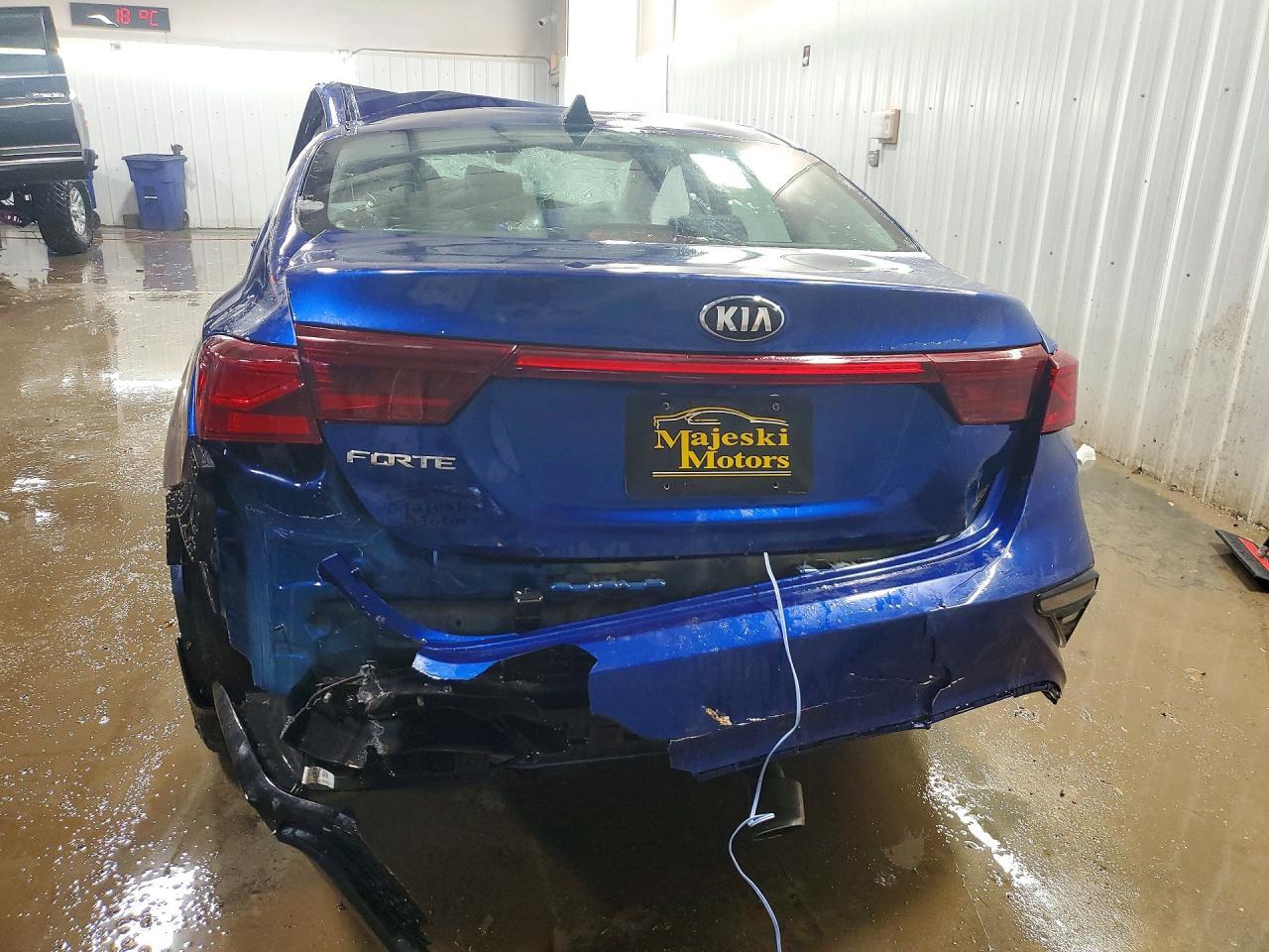 2021 Kia Forte Lxs - Фото 6